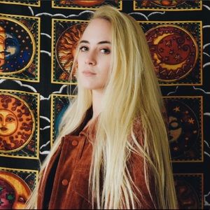 Meet your Posher, Madison